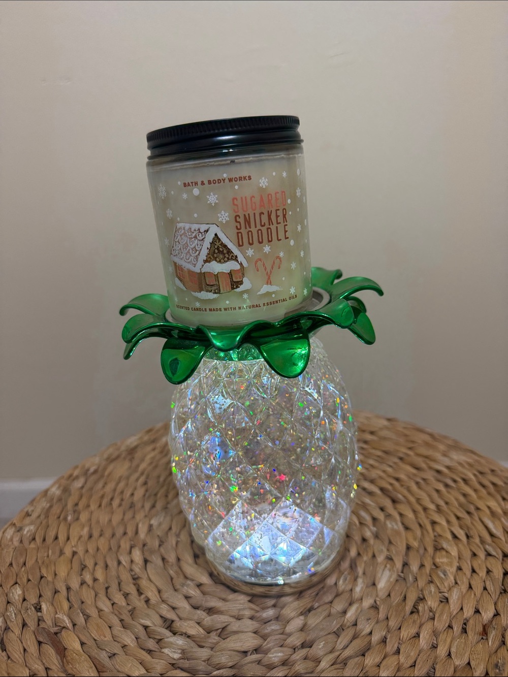 Bath & Body Works Sugared Snickerdoodle Candle with Iridescent Pineapple Holder